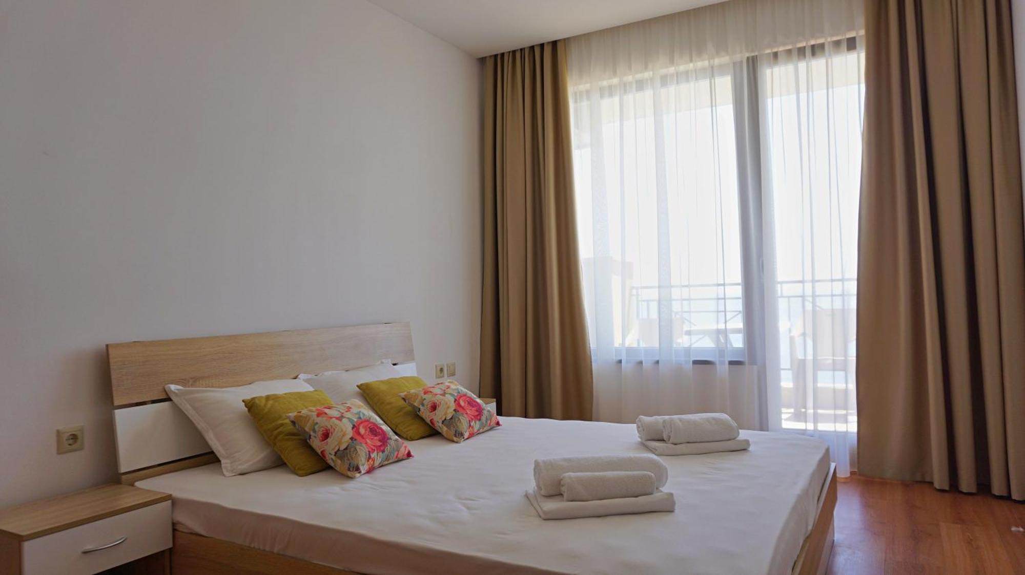 Apartments Sirena First Line - Апартаменти Сирена На Първа Линия Golden Sands Exterior foto