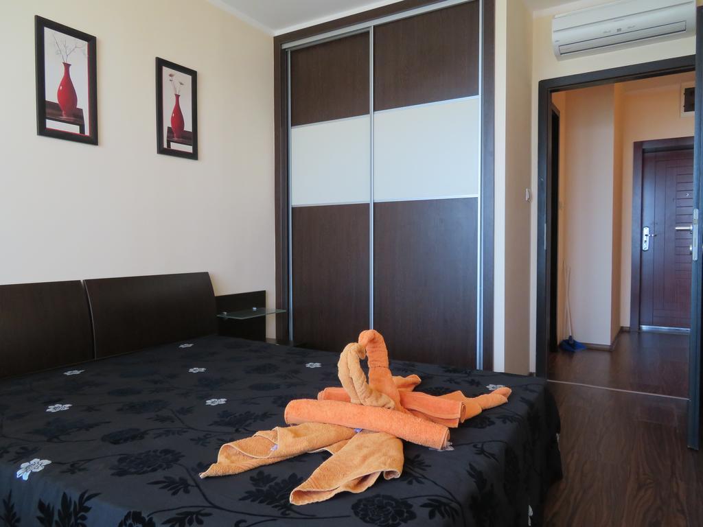 Apartments Sirena First Line - Апартаменти Сирена На Първа Линия Golden Sands Exterior foto