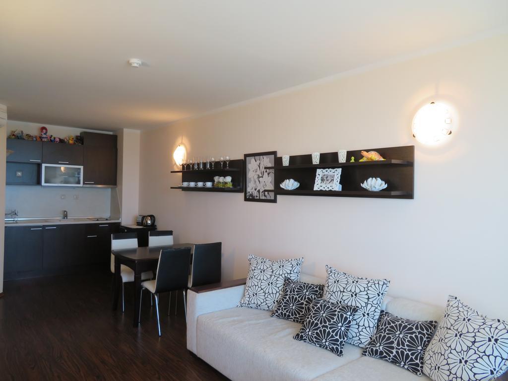 Apartments Sirena First Line - Апартаменти Сирена На Първа Линия Golden Sands Exterior foto
