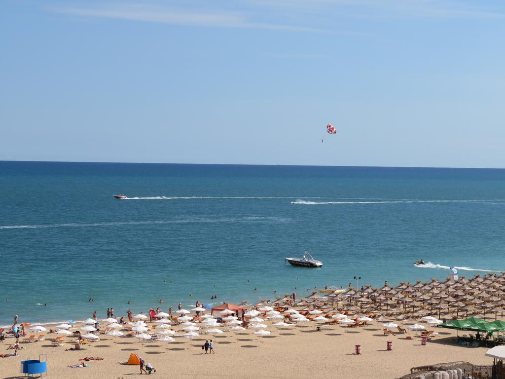 Apartments Sirena First Line - Апартаменти Сирена На Първа Линия Golden Sands Exterior foto